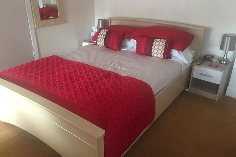 Arrandale Hotel